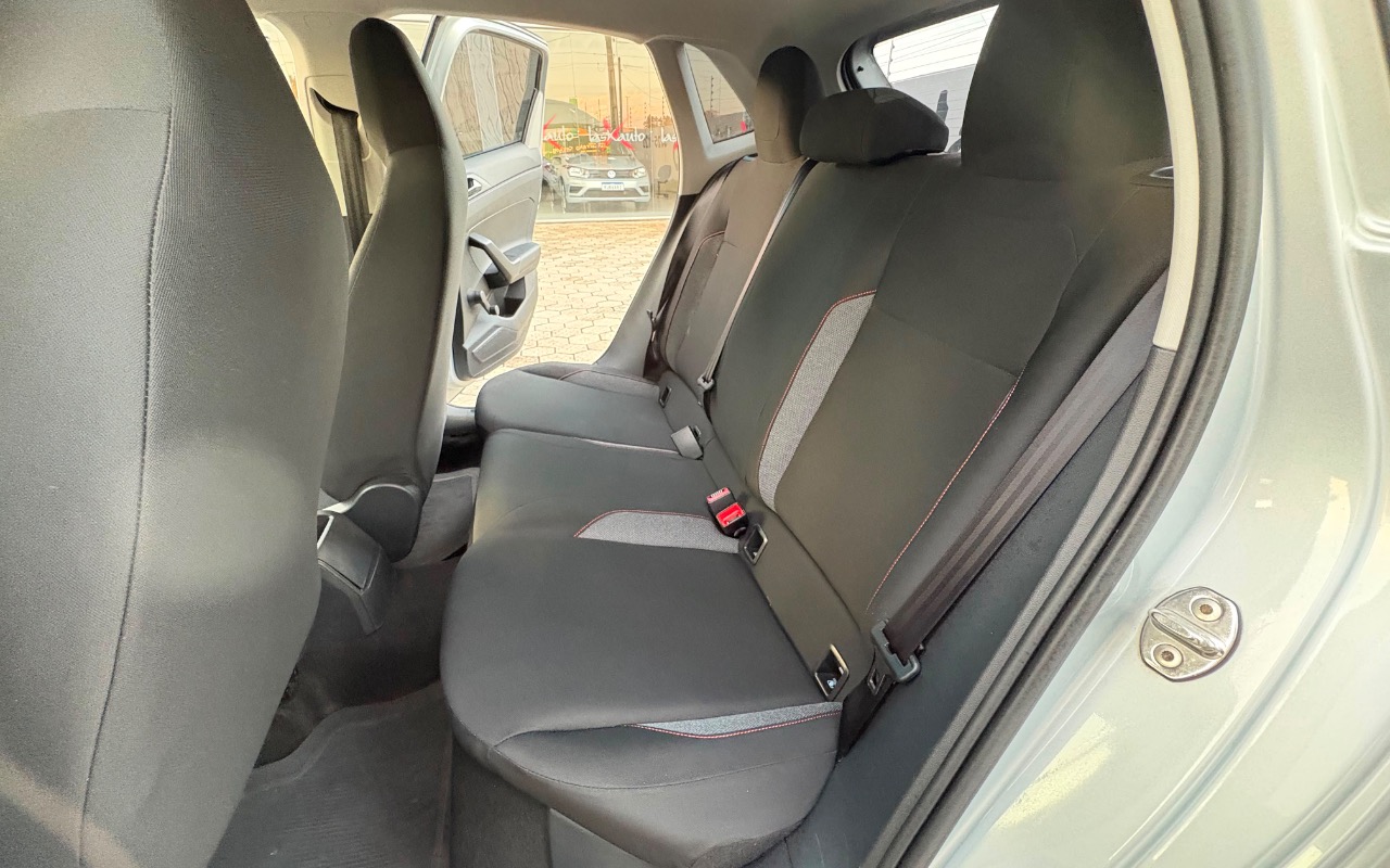 imagem-https://www.socarrao.com.br/sc-vehicle-images-prod/2889643/1785249903504-MzVlMjZlNTctMDdiMC00ZjA4LWJiZmMtNTY5ZGU4OTc0YjVlLmpwZWc.jpeg