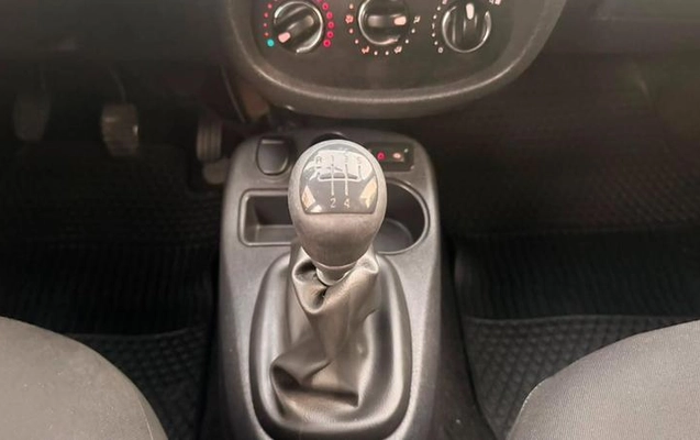 imagem-https://www.socarrao.com.br/sc-vehicle-images-prod/2890154/1785964436927-8320813_18_B_869732aa89.jpeg
