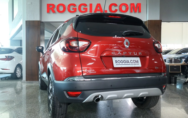 imagem-https://www.socarrao.com.br/sc-vehicle-images-prod/2890515/1789668584250-2a798616-f2de-45c8-97c0-62971c1f4cb6.jpg