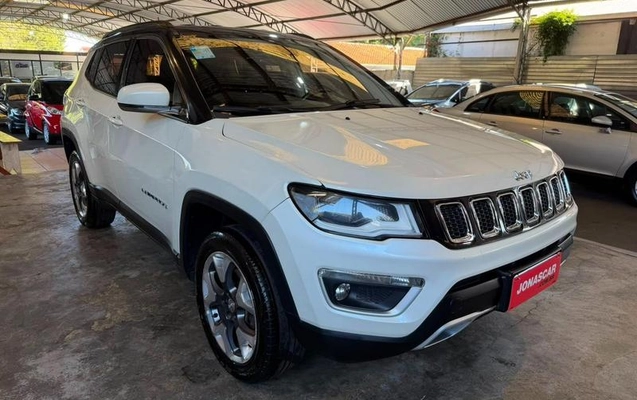 imagem-https://www.socarrao.com.br/sc-vehicle-images-prod/2890565/1789045251326-8322611_14_B_349241bf1f.jpeg