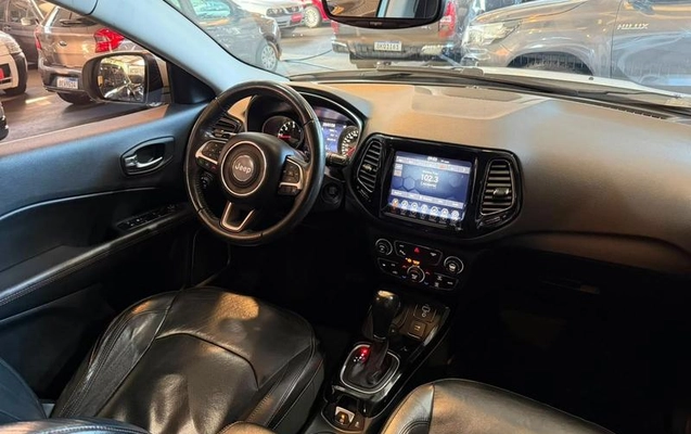 imagem-https://www.socarrao.com.br/sc-vehicle-images-prod/2890565/1789045251341-8322611_1_B_6e4e4b16e5.jpeg