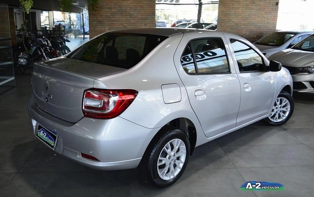 imagem-https://www.socarrao.com.br/sc-vehicle-images-prod/2890567/1786726246134-8322814_6_B_d04347f3fb.jpeg