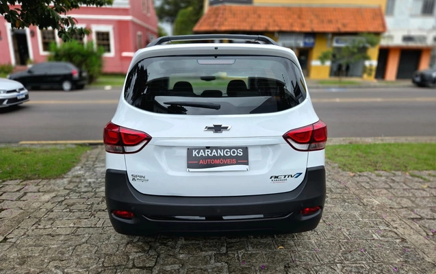 imagem-https://www.socarrao.com.br/sc-vehicle-images-prod/2890689/1785257917517-ace25394-2fd9-48bf-8069-844b81801866.jpg