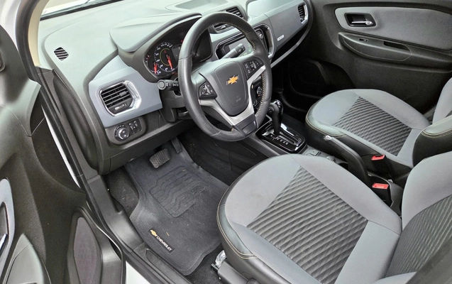 imagem-https://www.socarrao.com.br/sc-vehicle-images-prod/2890689/1785257917521-c15ab0eb-0124-4b4a-aade-e8d9712beebc.jpg