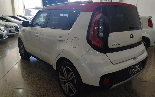 imagem-https://www.socarrao.com.br/sc-vehicle-images-prod/2890704/1785261552042-8322920_5_B_176e081b72.jpeg
