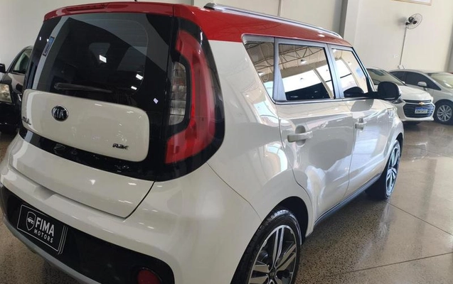 imagem-https://www.socarrao.com.br/sc-vehicle-images-prod/2890704/1785261552045-8322920_8_B_146d27dfaa.jpeg