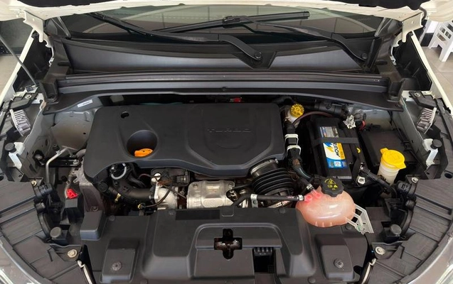 imagem-https://www.socarrao.com.br/sc-vehicle-images-prod/2891163/1789400030805-8276876_14_B_bd8fa0dfa4.jpeg