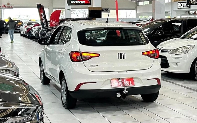 imagem-https://www.socarrao.com.br/sc-vehicle-images-prod/2891197/1790000290538-8310314_11_B_7b71aff635.jpeg