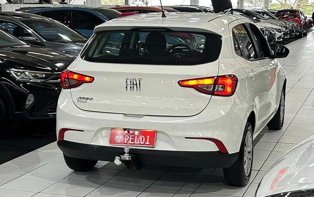 imagem-https://www.socarrao.com.br/sc-vehicle-images-prod/2891197/1790000290542-8310314_10_B_2ad3c5b2fd.jpeg