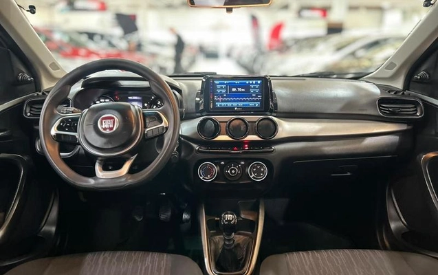 imagem-https://www.socarrao.com.br/sc-vehicle-images-prod/2891197/1790000290547-8310314_5_B_711d9e071e.jpeg