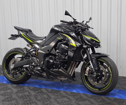 KAWASAKI Z 1000 R Edition 2018 Cinza — foto 1 de 3