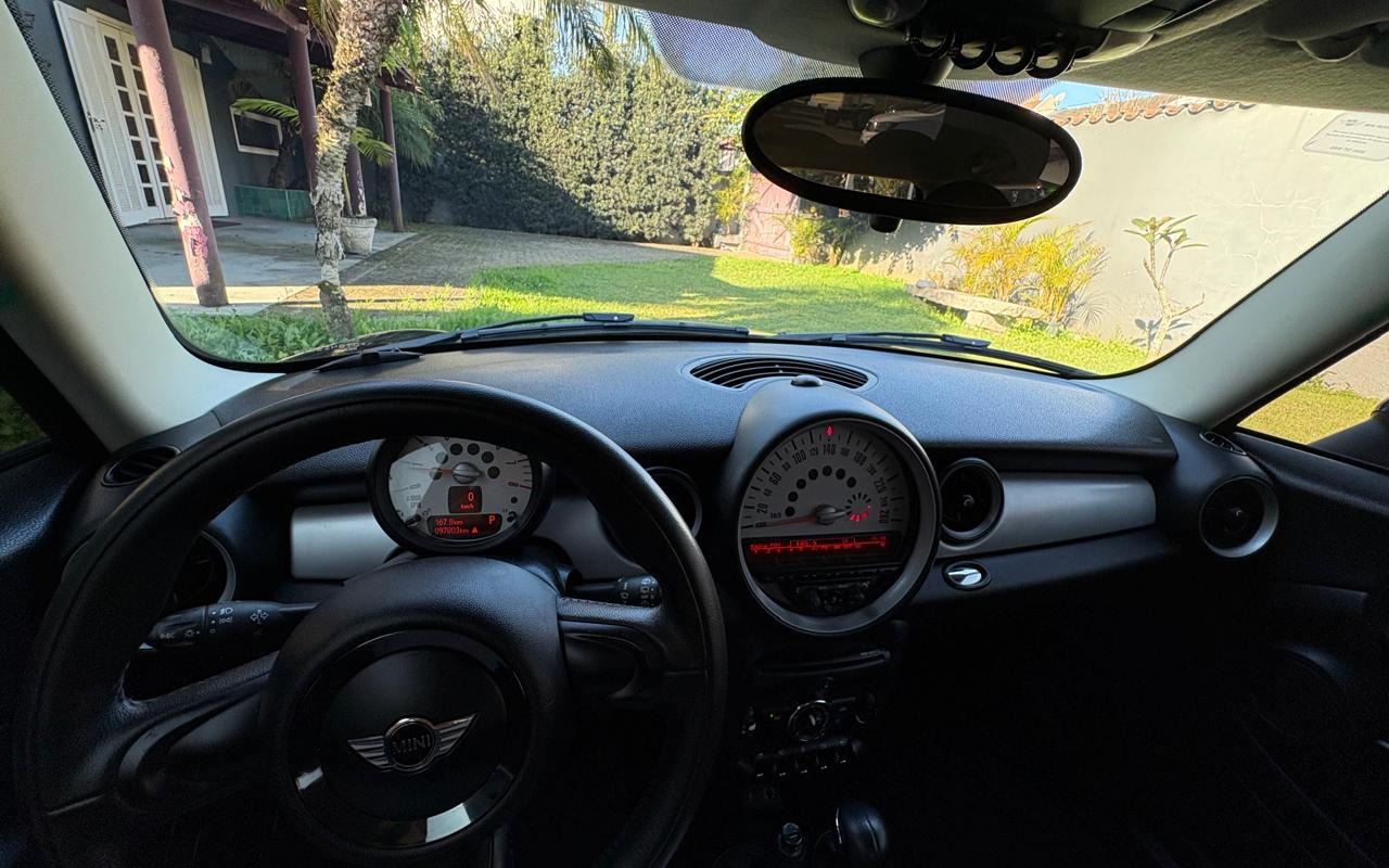 imagem-https://www.socarrao.com.br/sc-vehicle-images-prod/2891368/1785778460097-MGFiYmI3M2QtNDAxZi00Y2RjLWI1MDYtYjBhMDVmNWFhNGIwLmpwZw.jpg