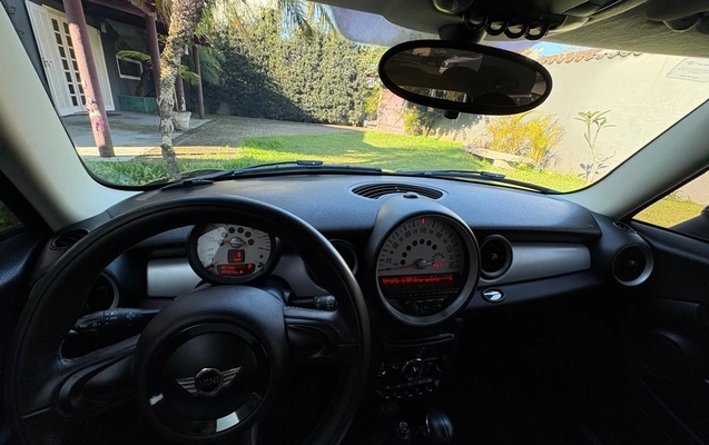 imagem-https://www.socarrao.com.br/sc-vehicle-images-prod/2891368/1785778460097-MGFiYmI3M2QtNDAxZi00Y2RjLWI1MDYtYjBhMDVmNWFhNGIwLmpwZw.jpg