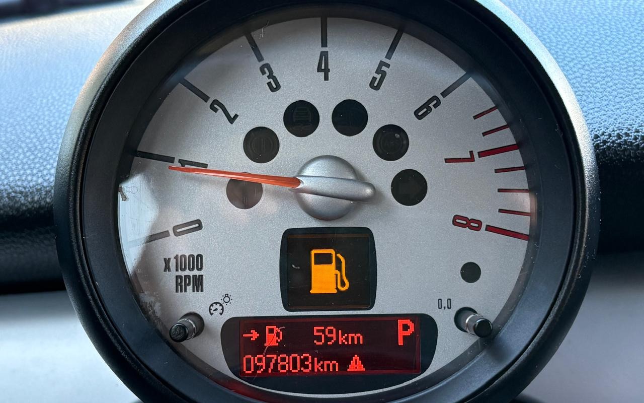 imagem-https://www.socarrao.com.br/sc-vehicle-images-prod/2891368/1785778460354-OWUyZWY0NDQtZjhmMi00Y2I0LTgzNzUtMWJjODA2ZDg1YzdhLmpwZw.jpg