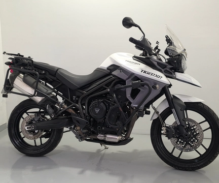 TRIUMPH TIGER 800 XR 2017 Branco — foto 1 de 3