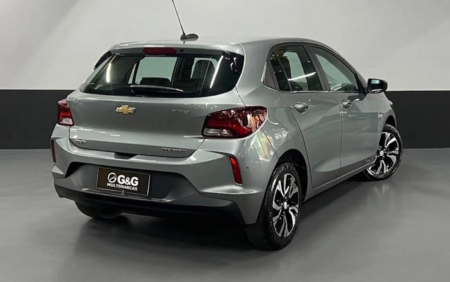 imagem-https://www.socarrao.com.br/sc-vehicle-images-prod/2891377/1785262022194-V2hhdHNBcHAgSW1hZ2UgMjAyNi0wNy0yMSBhdCAxNy40Ny4wNCAoMykuanBlZw.jpeg