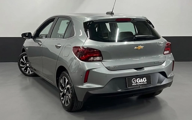 imagem-https://www.socarrao.com.br/sc-vehicle-images-prod/2891377/1785262022592-V2hhdHNBcHAgSW1hZ2UgMjAyNi0wNy0yMSBhdCAxNy40Ny4wNS5qcGVn.jpeg