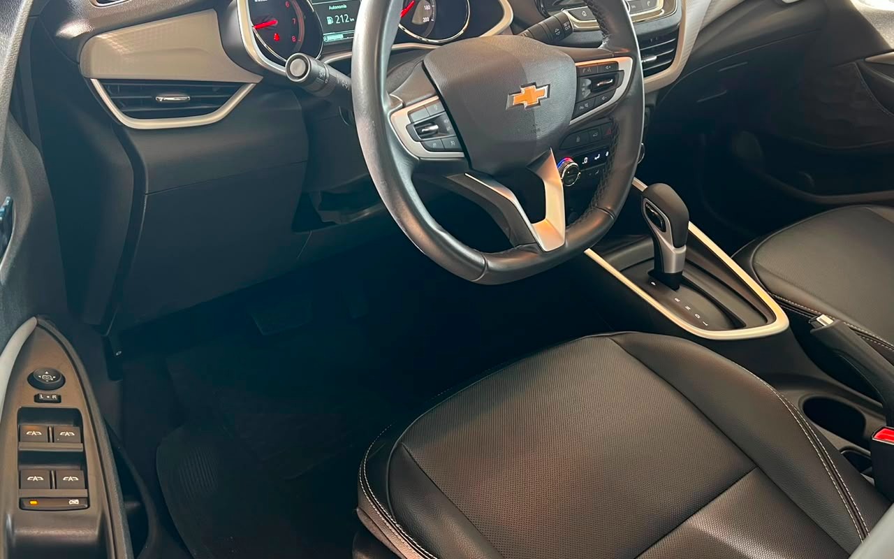 imagem-https://www.socarrao.com.br/sc-vehicle-images-prod/2891377/1785262022759-V2hhdHNBcHAgSW1hZ2UgMjAyNi0wNy0yMSBhdCAxNy40Ny4wNSAoMSkuanBlZw.jpeg