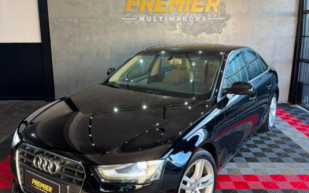 Audi A4 2015 Prata — foto 1 de 3