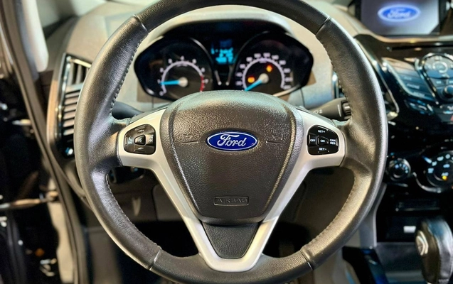 imagem-https://www.socarrao.com.br/sc-vehicle-images-prod/2891550/1785263130830-9a3cd2f3dd5f40c48859b2ced4424229_1766177368998.jpg