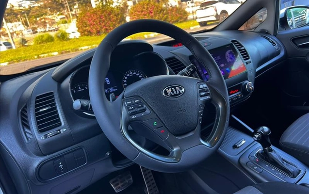 imagem-https://www.socarrao.com.br/sc-vehicle-images-prod/2891650/1785263355290-GII-1A73_10.jpg