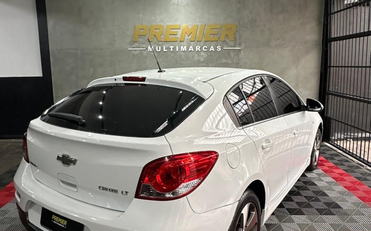 imagem-https://www.socarrao.com.br/sc-vehicle-images-prod/2891700/1785263483885-V2hhdHNBcHAgSW1hZ2UgMjAyNi0wNi0xNiBhdCAxMy4zNC4zMSAoMSkuanBlZw.jpeg