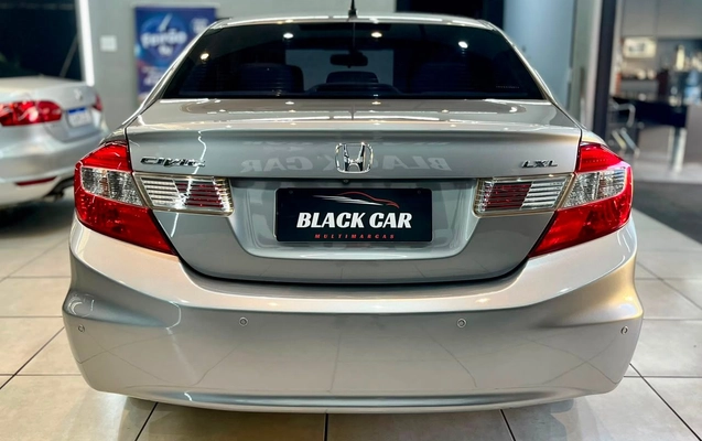 imagem-https://www.socarrao.com.br/sc-vehicle-images-prod/2891790/1786189647554-4b9465a8fba14ca2b215e050d1fdce82_1784305304478.jpg