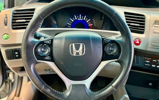 imagem-https://www.socarrao.com.br/sc-vehicle-images-prod/2891790/1786189647558-4f4cf26ae06a4a8191263b48344fe2ed_1784305304492.jpg