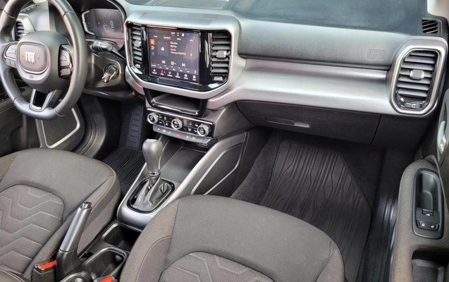 imagem-https://www.socarrao.com.br/sc-vehicle-images-prod/2891793/1787838701357-7766347_13_B_9f46aa2f2b.jpeg