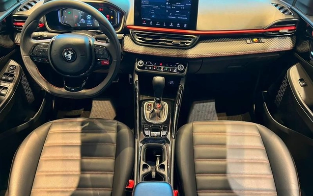 imagem-https://www.socarrao.com.br/sc-vehicle-images-prod/2891795/1788267603184-8323656_13_B_9d4c2e9910.jpeg