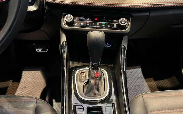 imagem-https://www.socarrao.com.br/sc-vehicle-images-prod/2891795/1788267603198-8323656_17_B_2e3fbc6746.jpeg