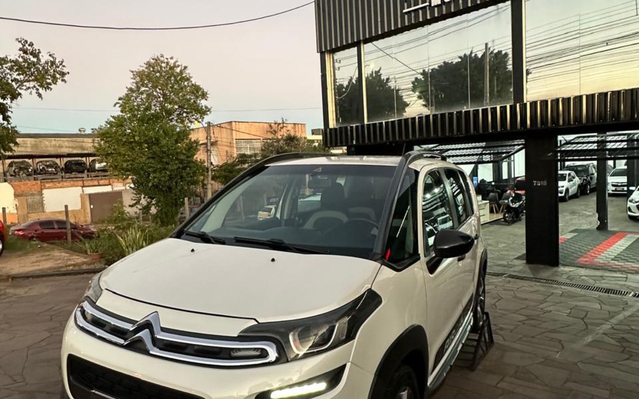Citroën C3 Aircross 2017 Branco — foto 1 de 3