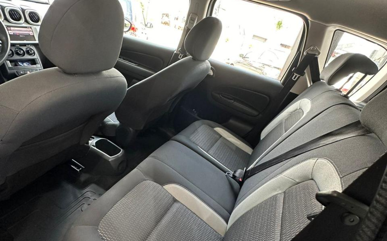 imagem-https://www.socarrao.com.br/sc-vehicle-images-prod/2891797/1785263904795-V2hhdHNBcHAgSW1hZ2UgMjAyNi0wNi0xNiBhdCAxMy4zNS40MC5qcGVn.jpeg