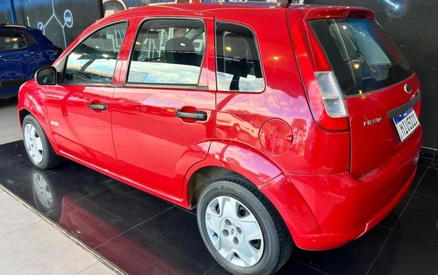 imagem-https://www.socarrao.com.br/sc-vehicle-images-prod/2891825/1789591880074-8323782_1_B_faf4c24eab.jpeg