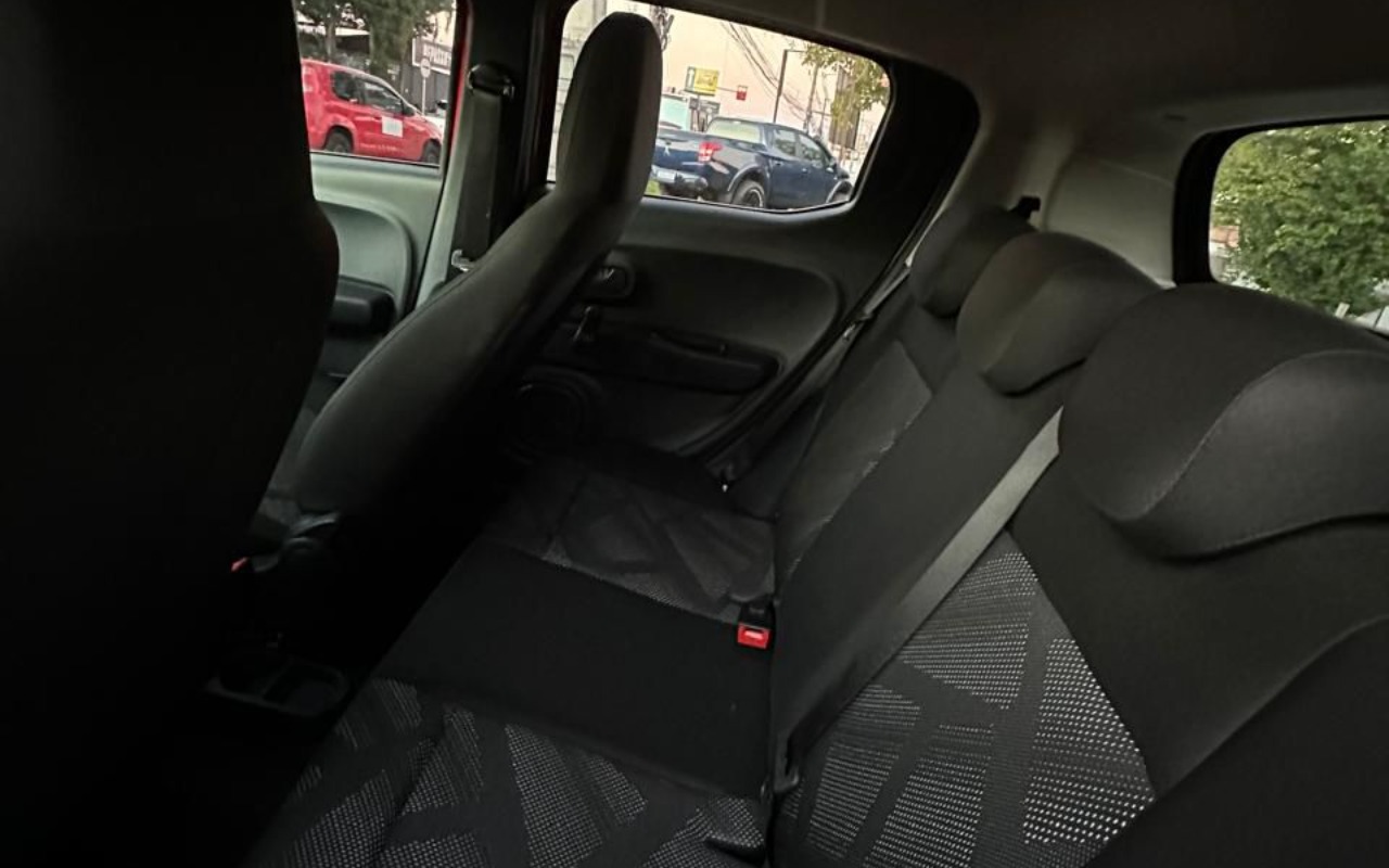 imagem-https://www.socarrao.com.br/sc-vehicle-images-prod/2891840/1785264561933-V2hhdHNBcHAgSW1hZ2UgMjAyNi0wNi0xNiBhdCAxMy4zOC4yOCAoMSkuanBlZw.jpeg