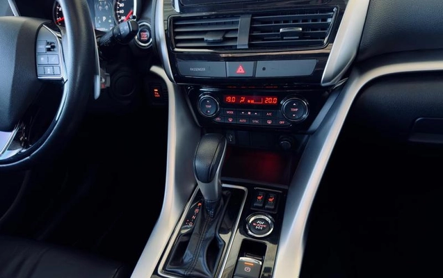 imagem-https://www.socarrao.com.br/sc-vehicle-images-prod/2891852/1789480913950-7578232_0_B_95457f2788.jpeg