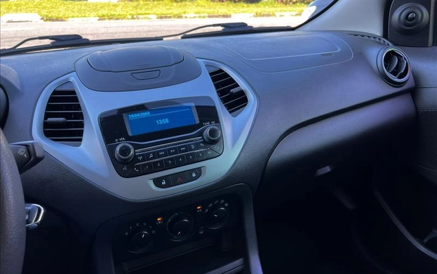 imagem-https://www.socarrao.com.br/sc-vehicle-images-prod/2891853/1785264688681-FFI-5958_09.jpg