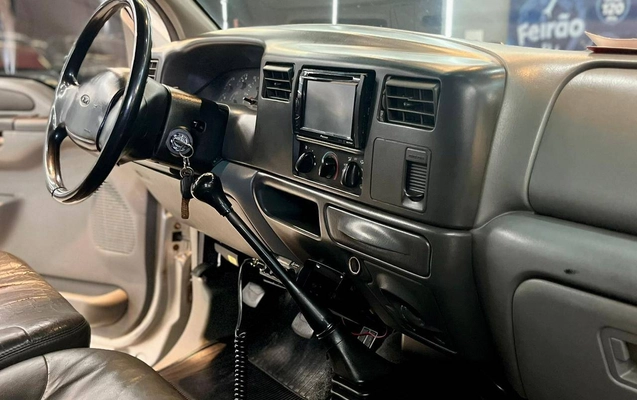 imagem-https://www.socarrao.com.br/sc-vehicle-images-prod/2891861/1785264799148-ecd305b8f4504948a1966d78efe955c2_1782394220395.jpg