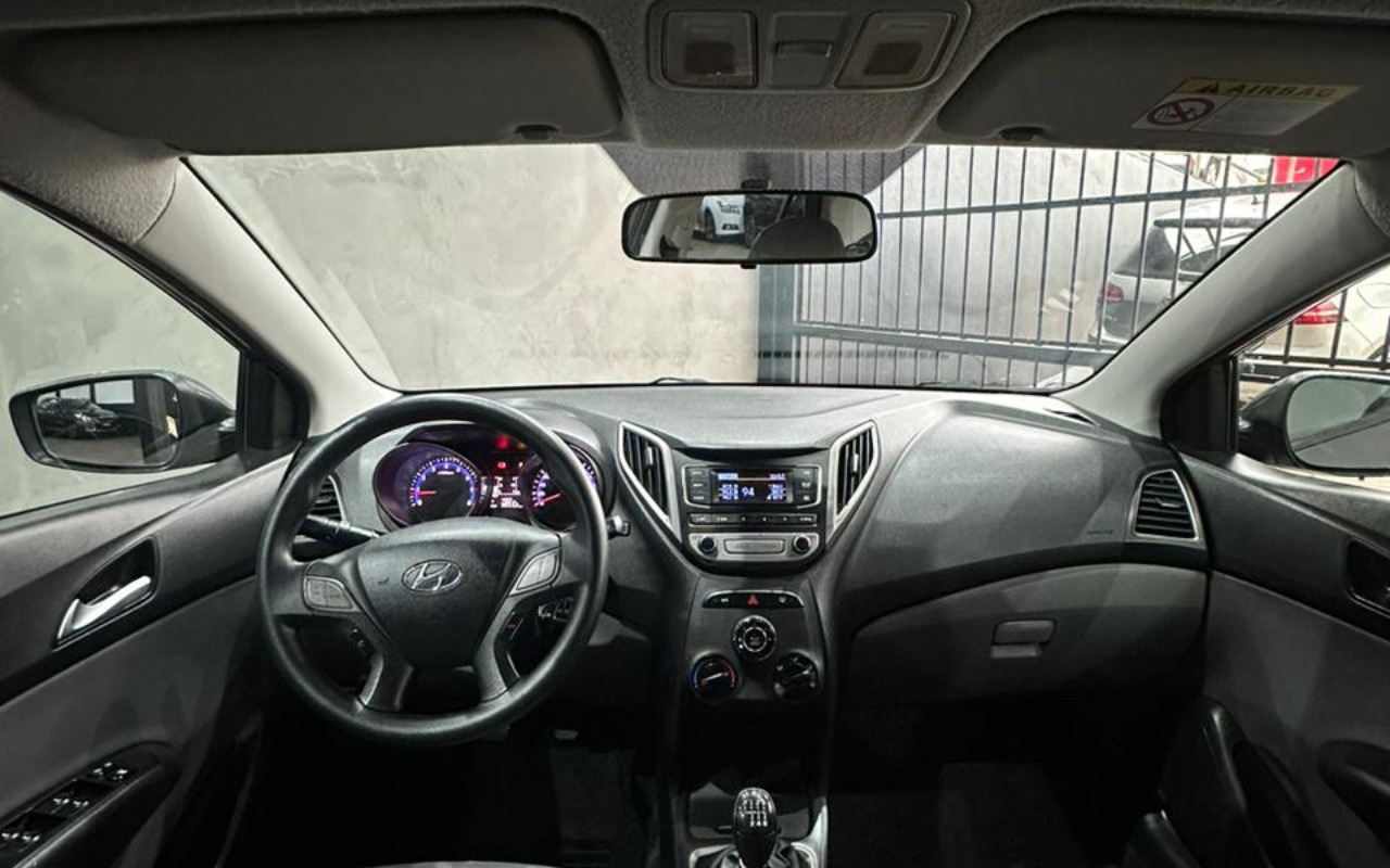 imagem-https://www.socarrao.com.br/sc-vehicle-images-prod/2891862/1785264803002-V2hhdHNBcHAgSW1hZ2UgMjAyNi0wNi0xMyBhdCAyMi4zOC4zNiAoMSkuanBlZw.jpeg