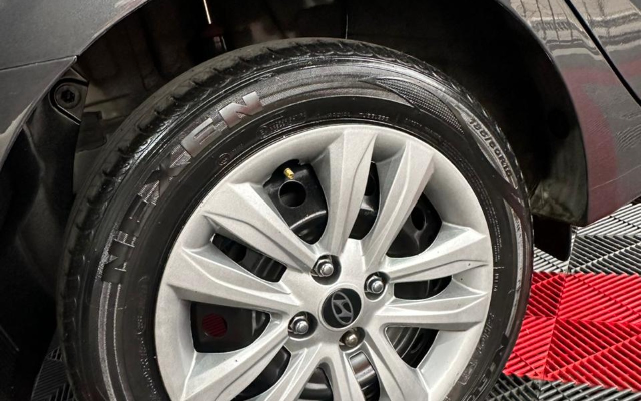 imagem-https://www.socarrao.com.br/sc-vehicle-images-prod/2891862/1785264803482-V2hhdHNBcHAgSW1hZ2UgMjAyNi0wNi0xMyBhdCAyMi4zOS4wMSAoMSkuanBlZw.jpeg