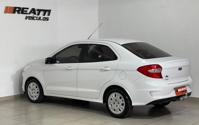 imagem-https://www.socarrao.com.br/sc-vehicle-images-prod/2891868/1788466515669-8303339_13_B_da7fdeb7b6.jpeg