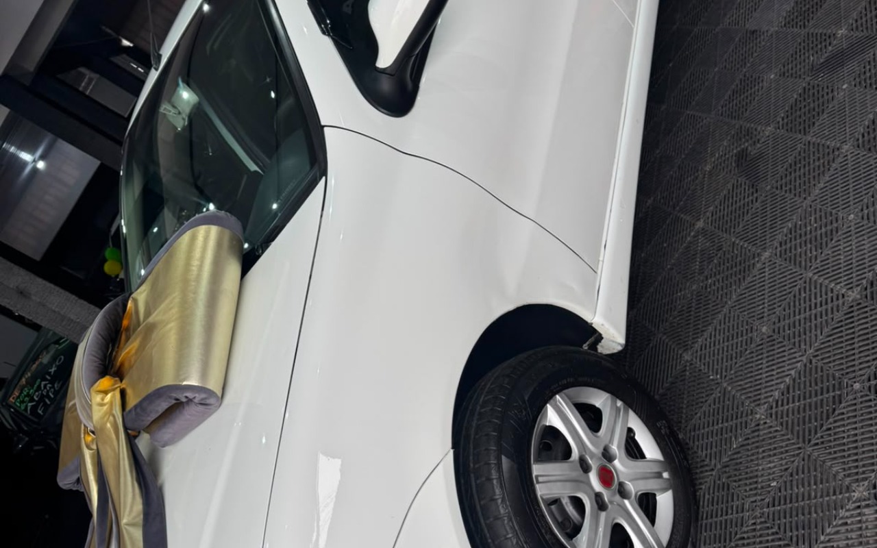 imagem-https://www.socarrao.com.br/sc-vehicle-images-prod/2891871/1785265019116-V2hhdHNBcHAgSW1hZ2UgMjAyNi0wNy0yNyBhdCAxMy4yMC4yMS5qcGVn.jpeg