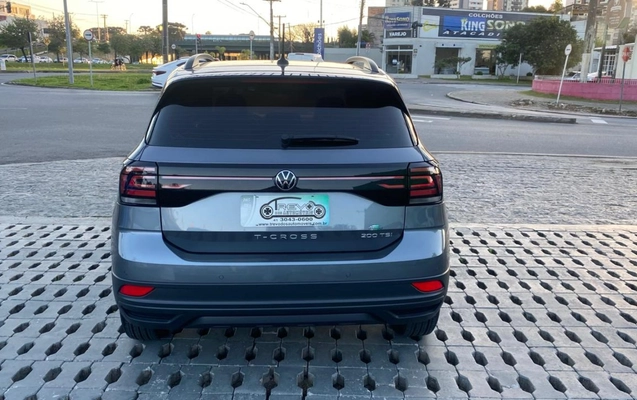 imagem-https://www.socarrao.com.br/sc-vehicle-images-prod/2891907/1785674816332-OC5qcGVn.jpeg