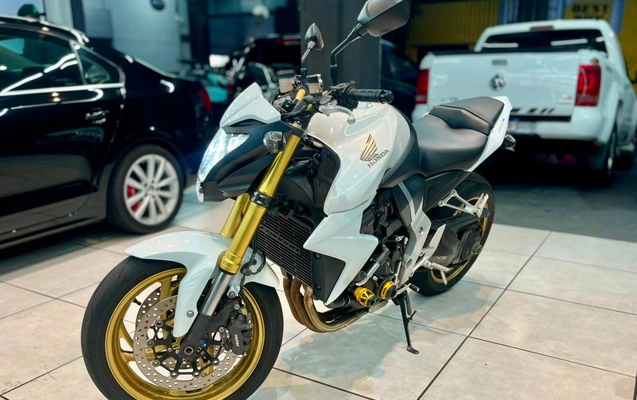 imagem-https://www.socarrao.com.br/sc-vehicle-images-prod/2891908/1785265342474-049e35c844e046b2bc853e3394826eb1_1784827071445.jpg
