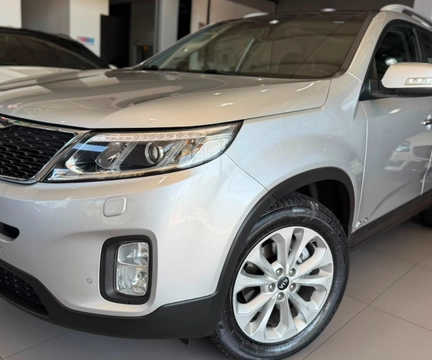 Kia Sorento 3.5 V6 24V 4x4 Aut. 2015 Prata — foto 1 de 3