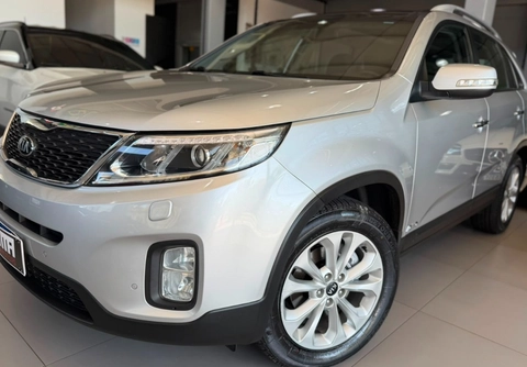 Kia Sorento 3.5 V6 24V 4x4 Aut. 2015 Prata — foto 1 de 3
