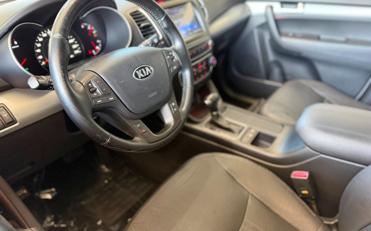 imagem-https://www.socarrao.com.br/sc-vehicle-images-prod/2891909/1785265402039-V2hhdHNBcHAgSW1hZ2UgMjAyNi0wNy0yOCBhdCAxMS41Ny4yNyAoMikuanBlZw.jpeg