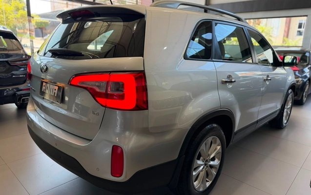imagem-https://www.socarrao.com.br/sc-vehicle-images-prod/2891909/1785265402233-V2hhdHNBcHAgSW1hZ2UgMjAyNi0wNy0yOCBhdCAxMS41Ny4yNy5qcGVn.jpeg