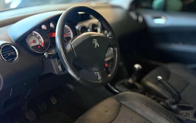 imagem-https://www.socarrao.com.br/sc-vehicle-images-prod/2891937/1789414127503-03fd9fec9a8a428d9a85c075879a9251_1785261049569.jpg