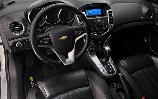 imagem-https://www.socarrao.com.br/sc-vehicle-images-prod/2891972/1789498597456-8317316_3_B_243724edf1.jpeg